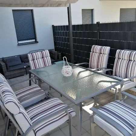 Nana * Trogir
